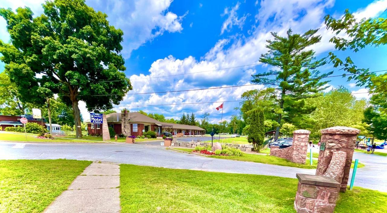Park Place Motel & Suites Tweed Buitenkant foto