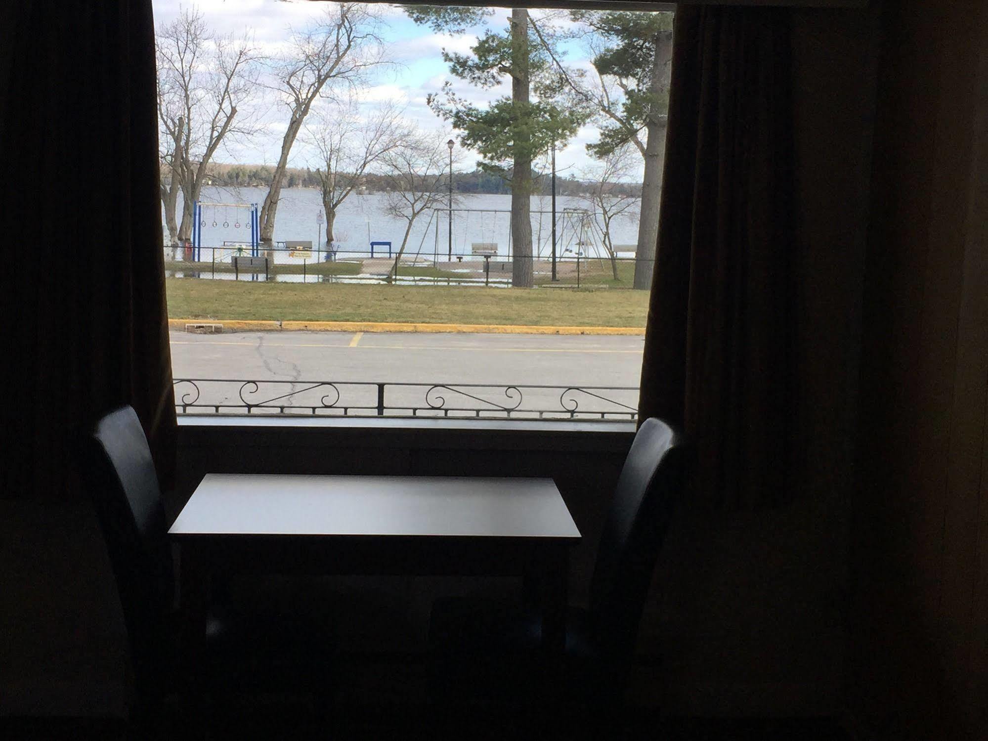 Park Place Motel & Suites Tweed Buitenkant foto
